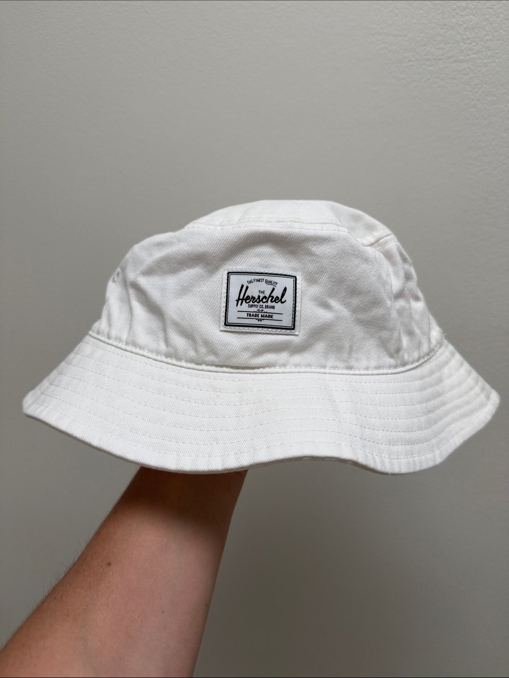 Herschel Supply Company Bucket hat